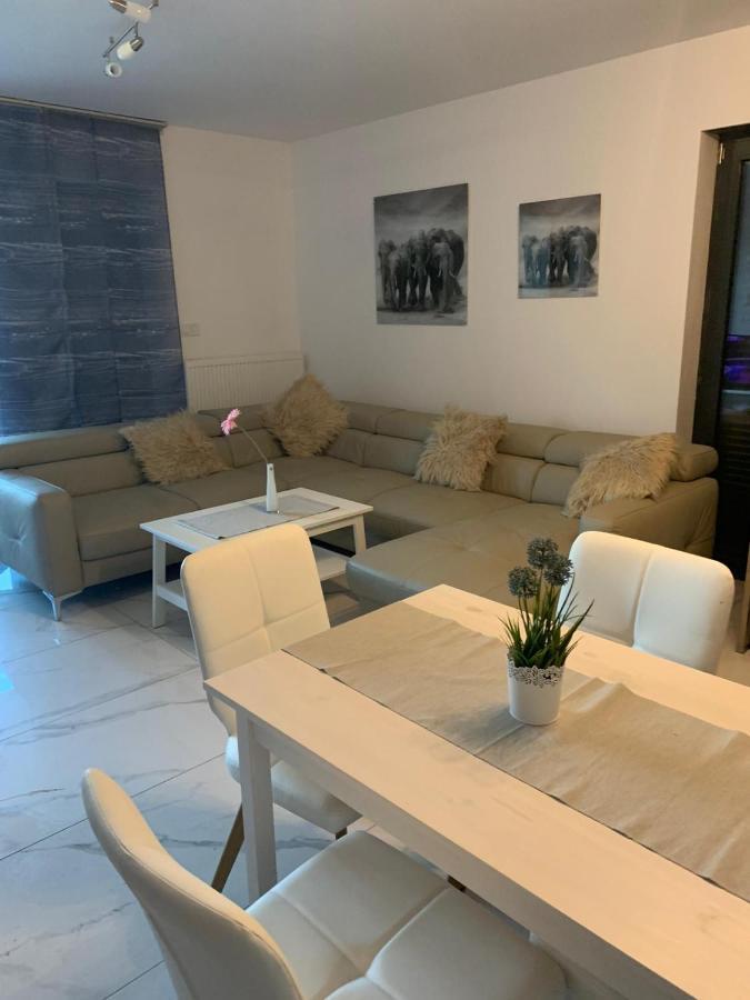 Апартаменты Ive'S Gardenia Seaside Дзивнув Экстерьер фото